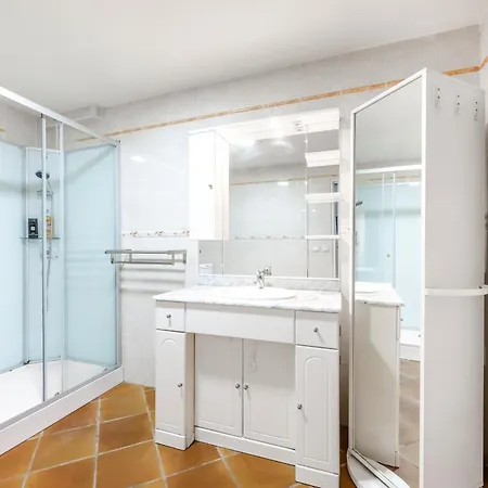 De 180 M2 Avec Piscine A Saint-raphael Pour 10 Personnes 别墅 *